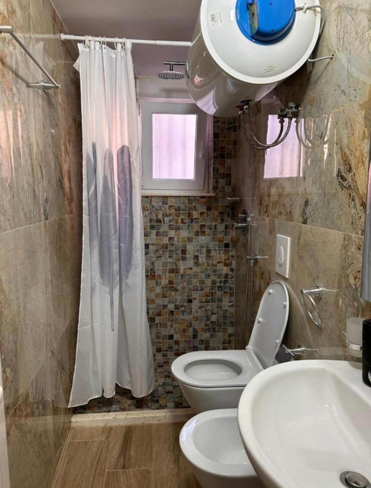 Lovely One Bedroom Flat In